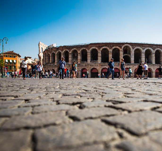 Dante a Verona…Ospite o prigioniero di Cangrande?